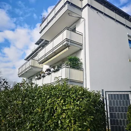 Cozy With Balcony Apartment *
