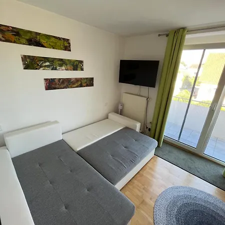 Cozy With Balcony Apartment