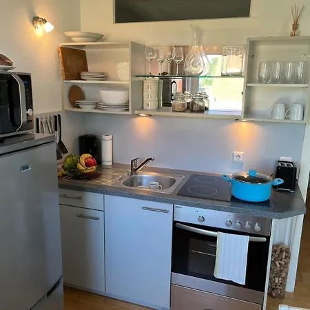 Cozy With Balcony Apartment Friedrichshafen